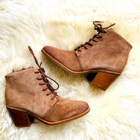 COPY - NWOB Sofft Corlea suede lace up ankle bootie - Picture 1 of 6